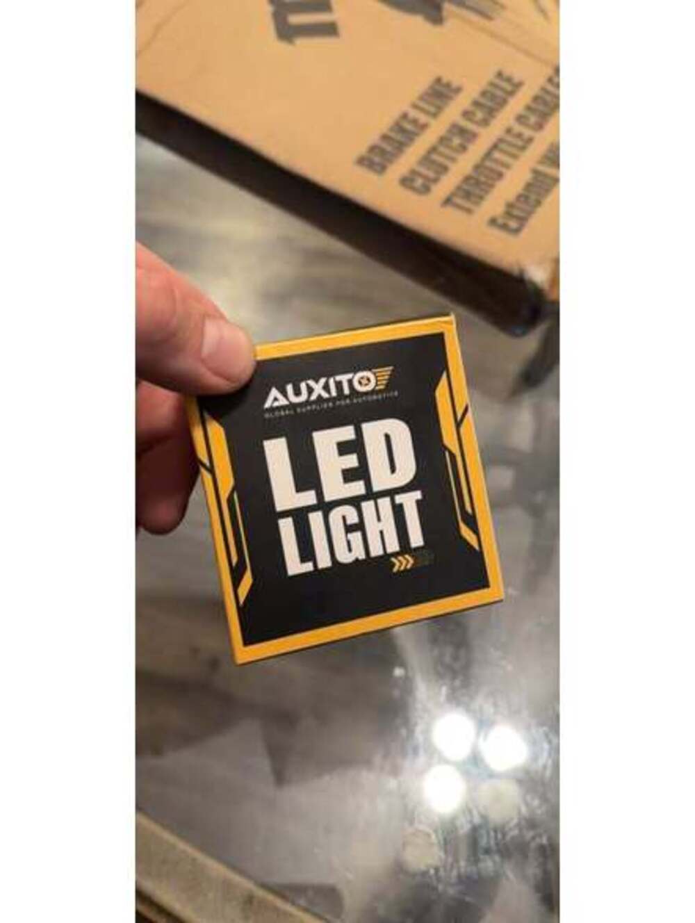 AUXITO LED Light